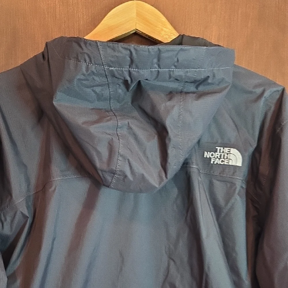 The North Face Men's Large Dark Gray Hooded Hyvent Windbreaker Jacket